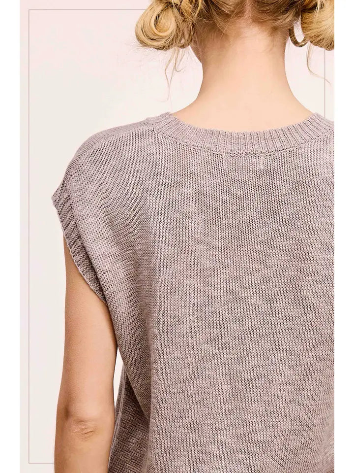 Loose Fit Sleeveless Ribbed Knit Crew Neck Top