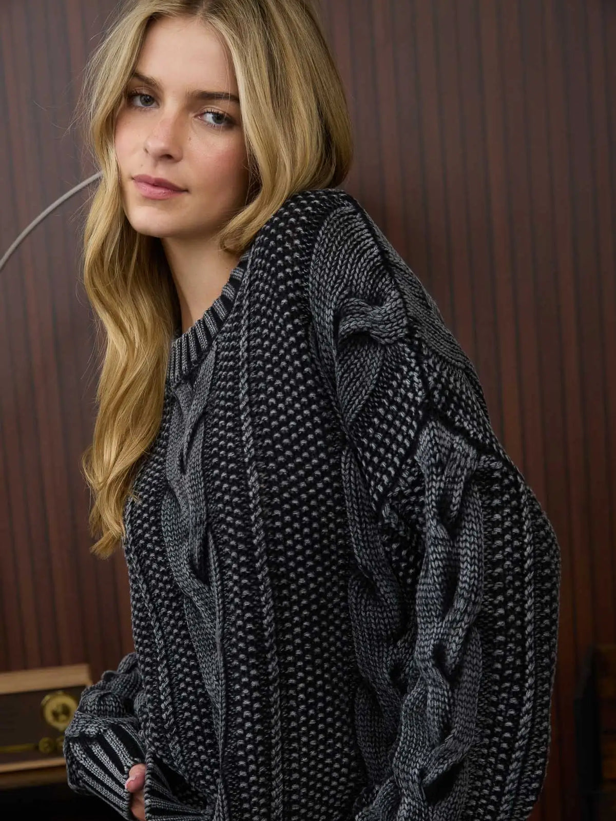 Washed Cable Kint Pullover Sweater