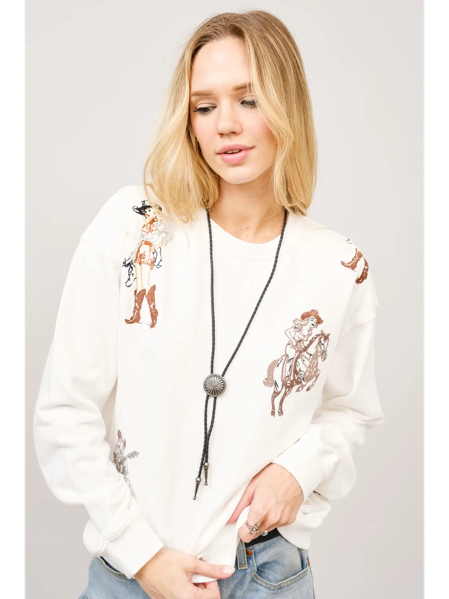 Western Motif Embroidered Graphic Sweatshirt