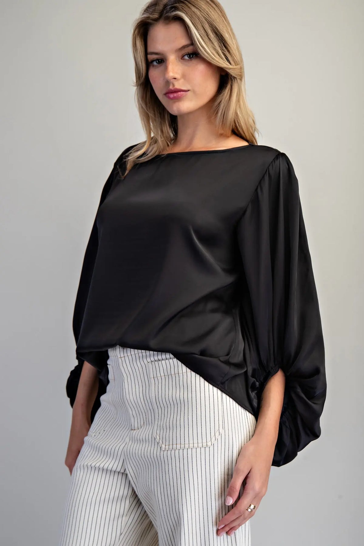 Solid Balloon Sleeve Blouse