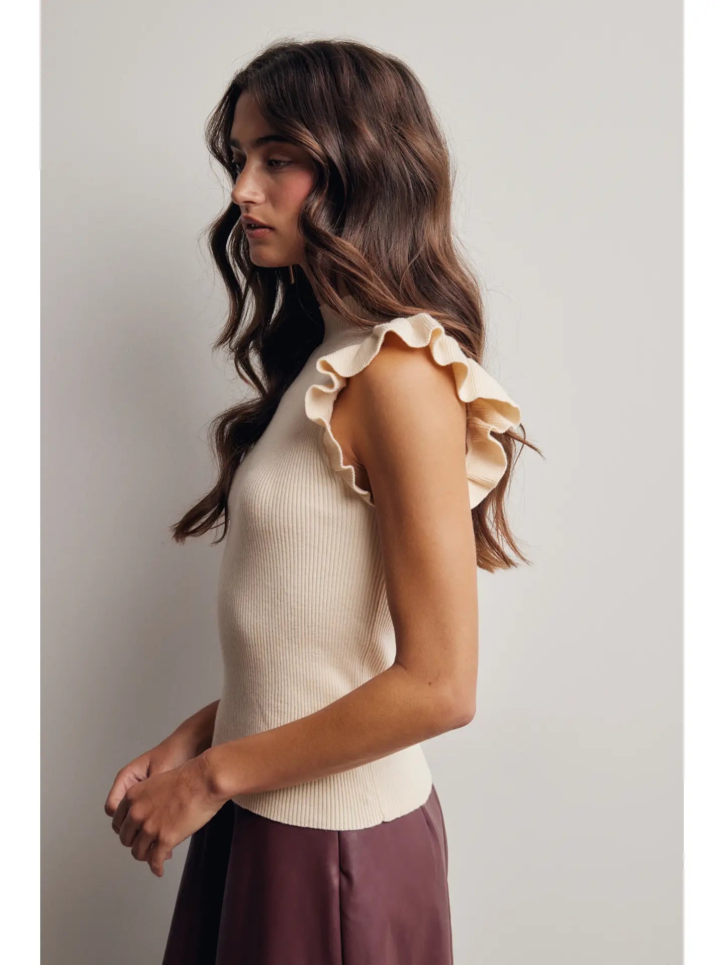 Ruffle Sleeve Rib Knit Top