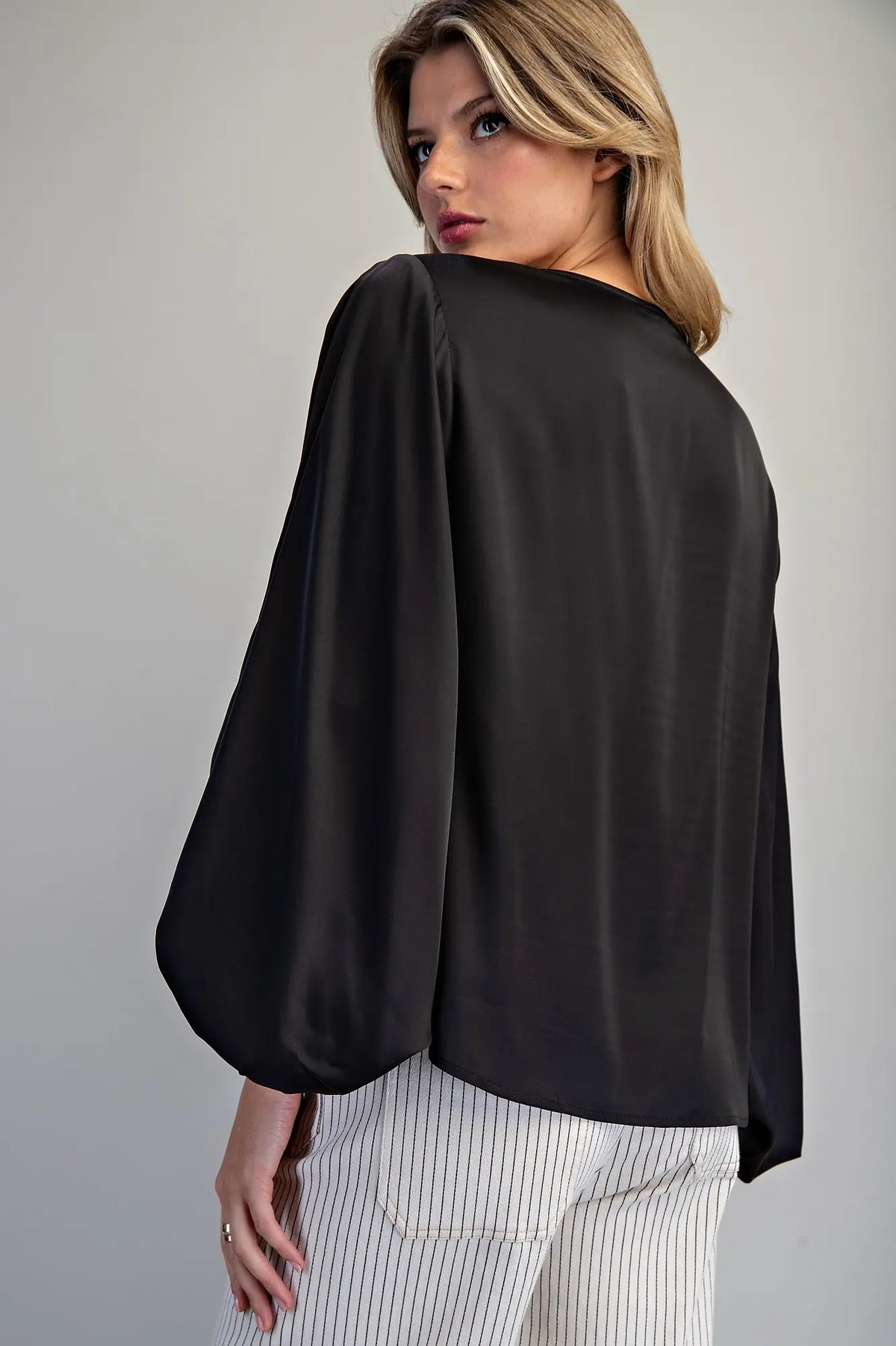 Solid Balloon Sleeve Blouse