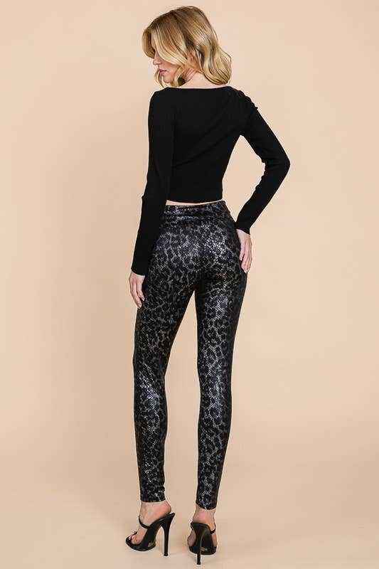 SLIM FIT LEGGINGS