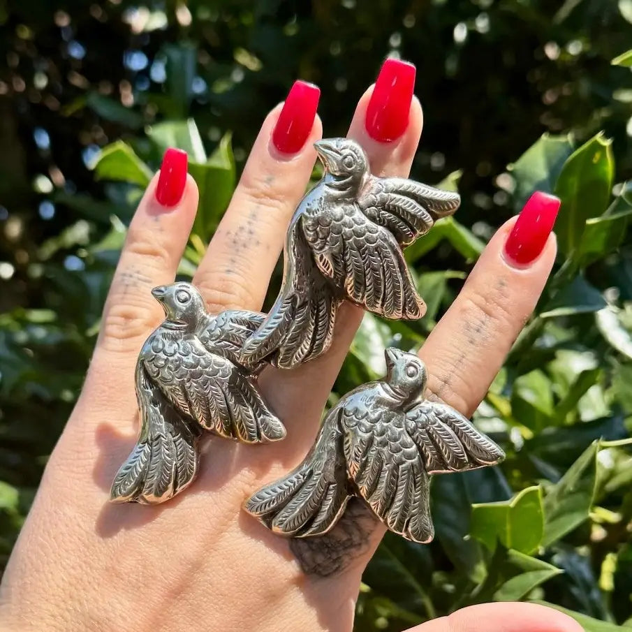 Doves In Flight Ring