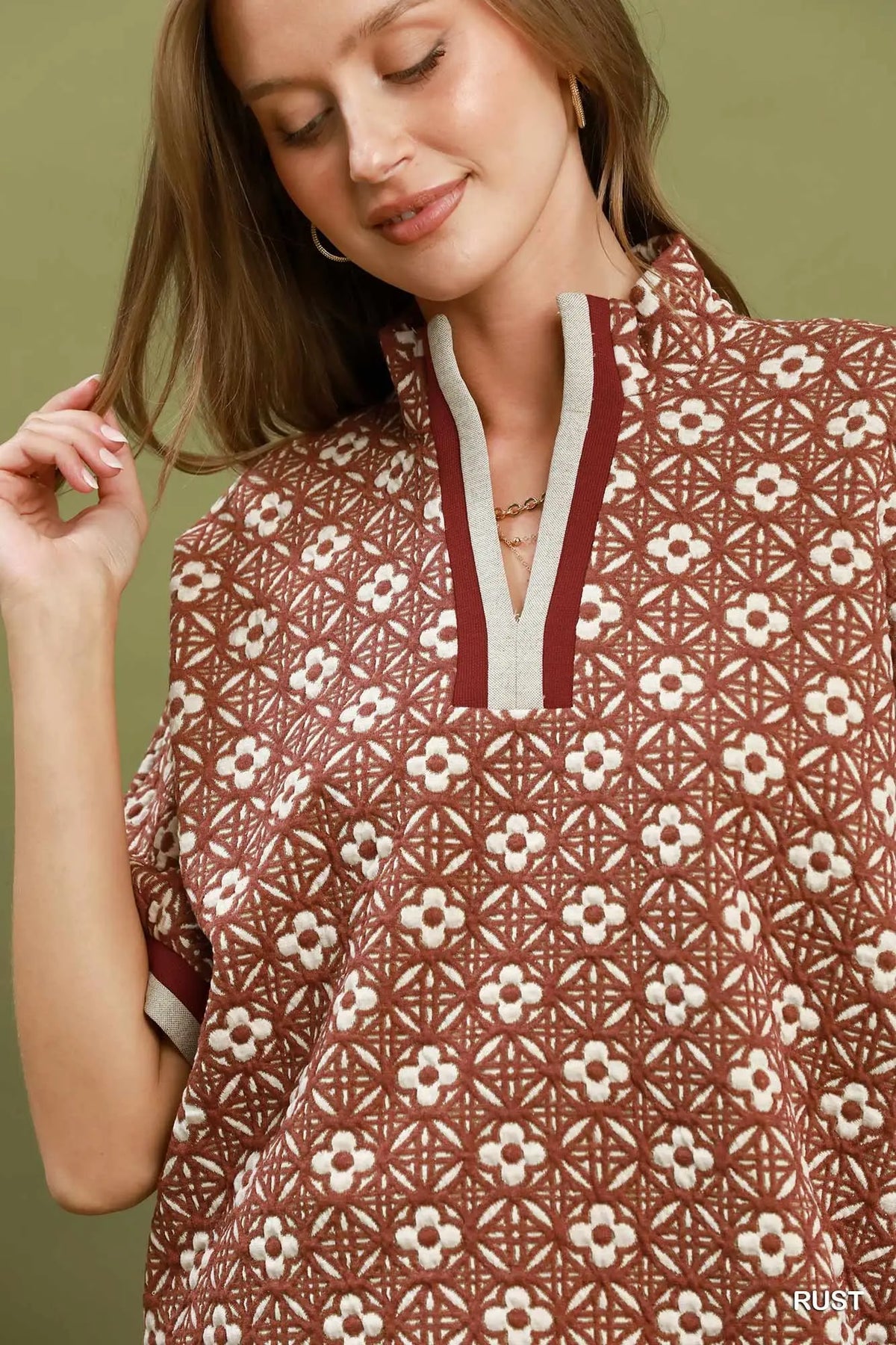 Jacquard Floral Textured Contrast Trim Pullover Top