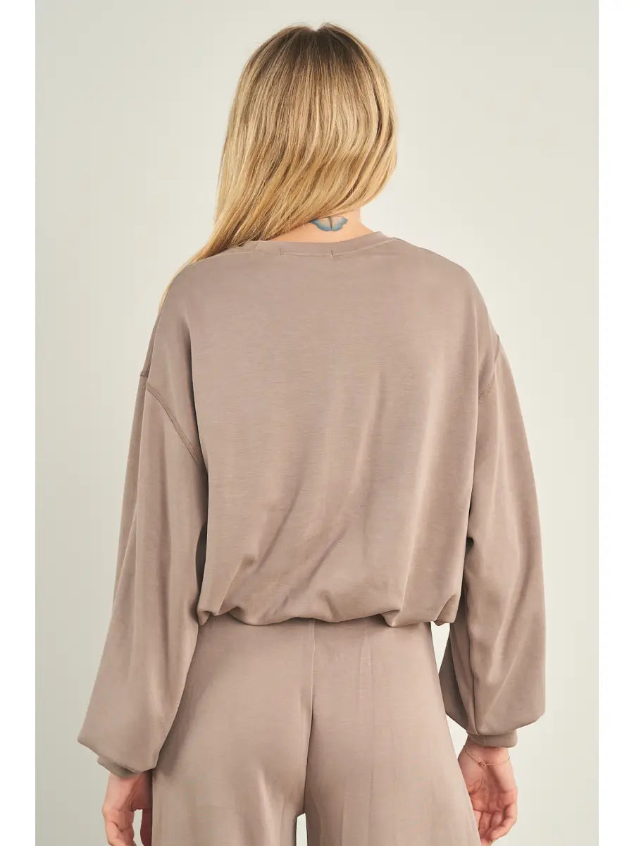 ANWND CROPPED Crewneck Sweatshirt