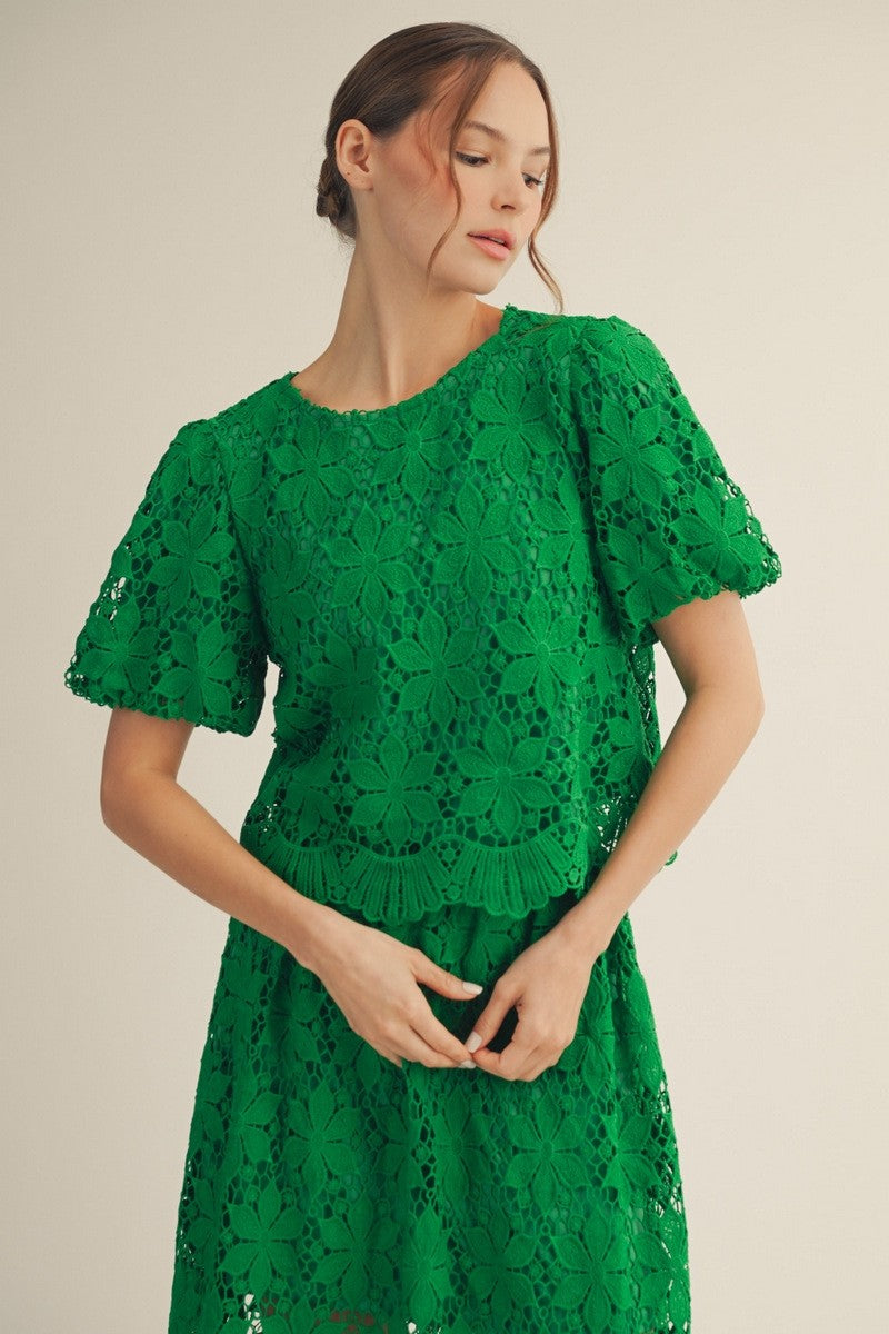 Button Closure Back Scallop Lace Top