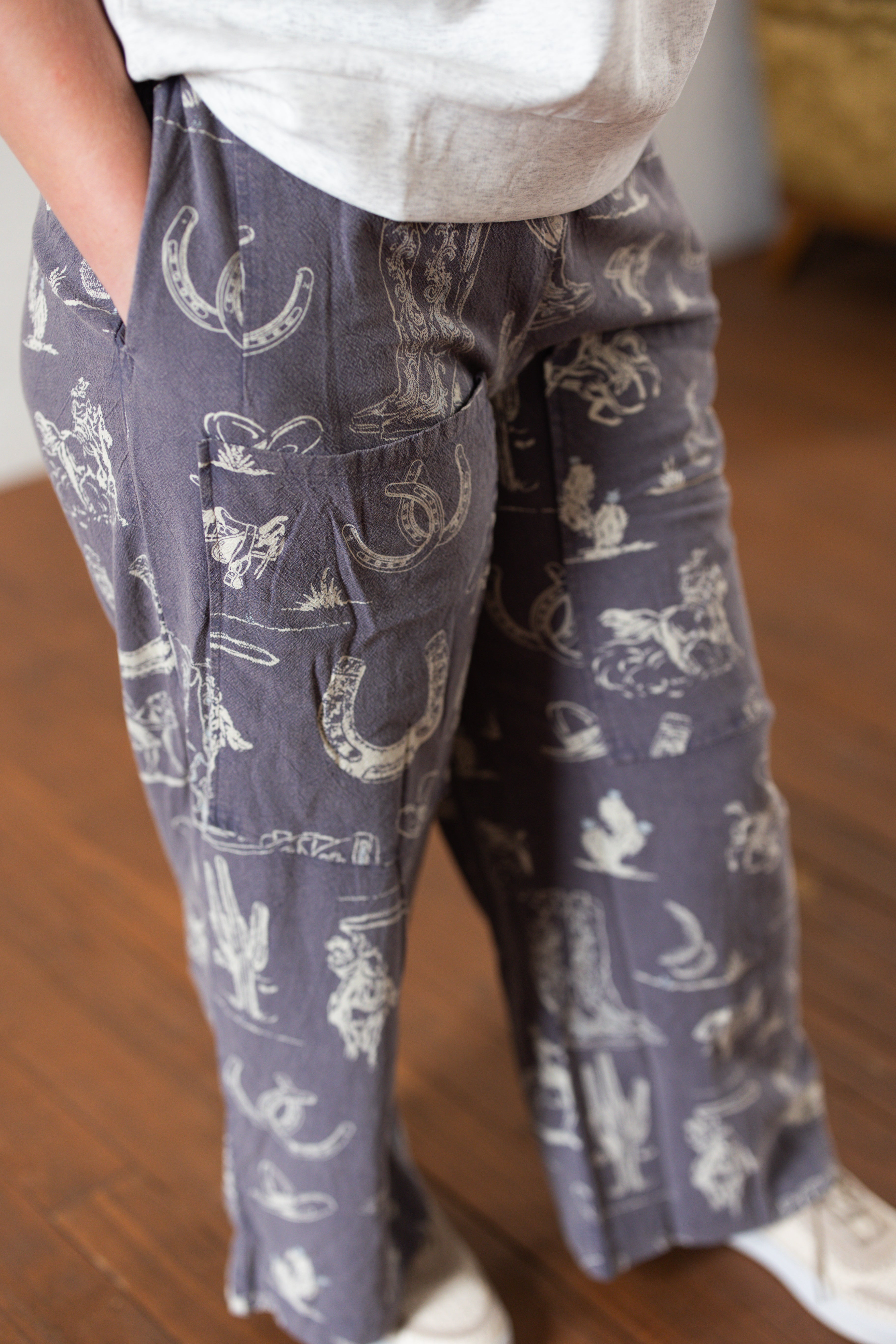 Western Motif Wide Leg Pants