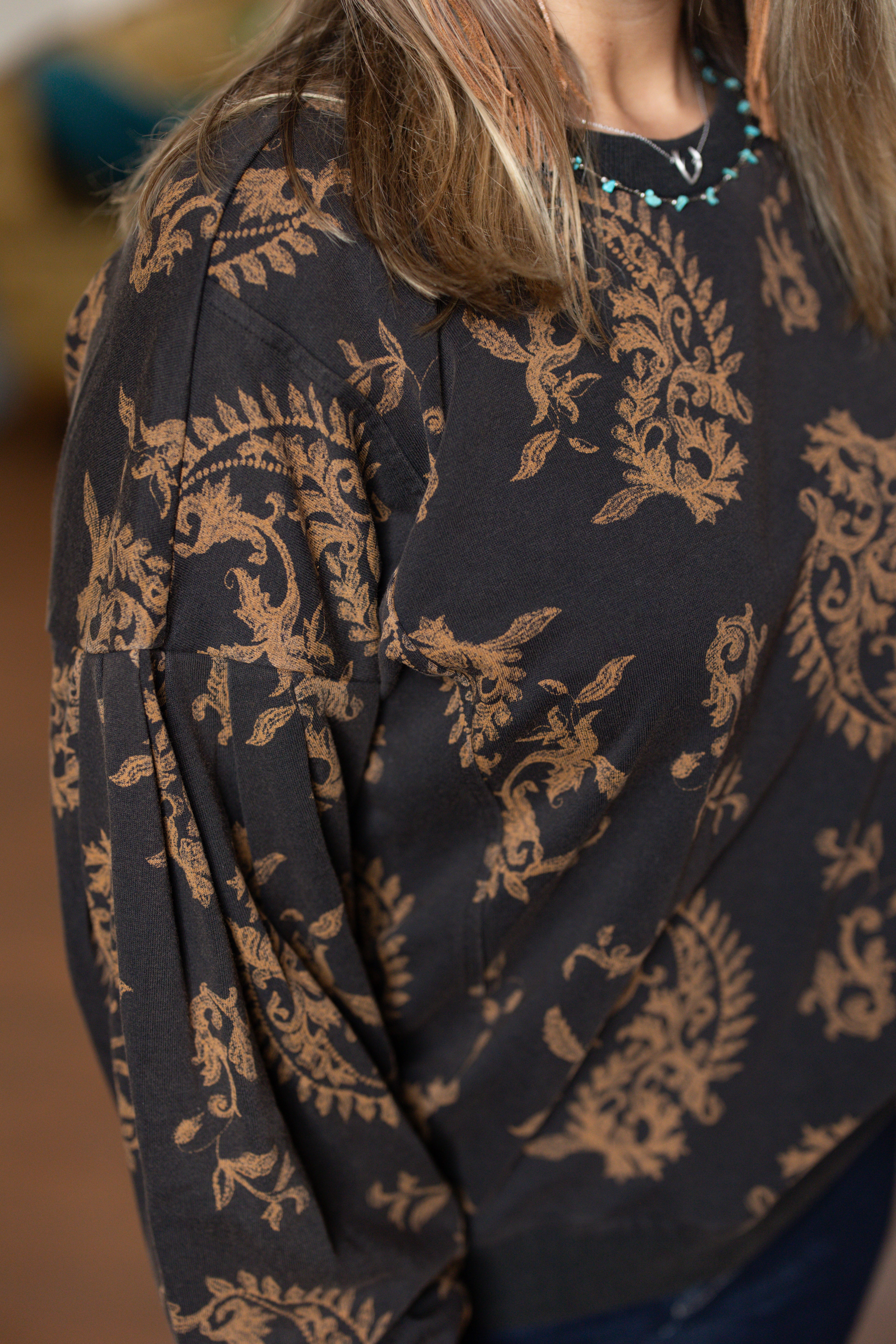Paisley Print Round Neck