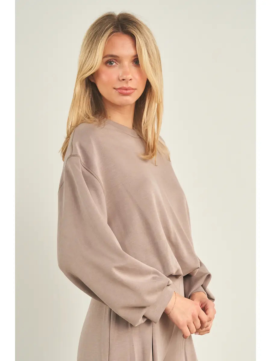 ANWND CROPPED Crewneck Sweatshirt
