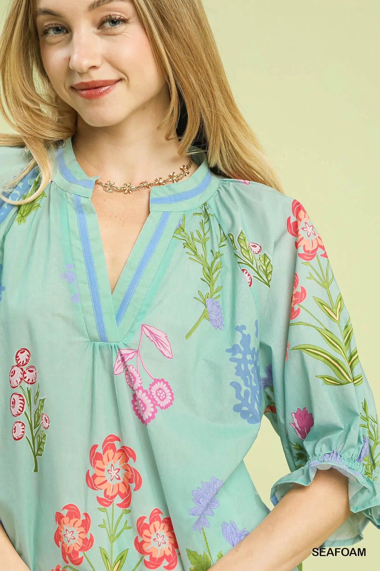 Floral Split Neck Puff Sleeve Top