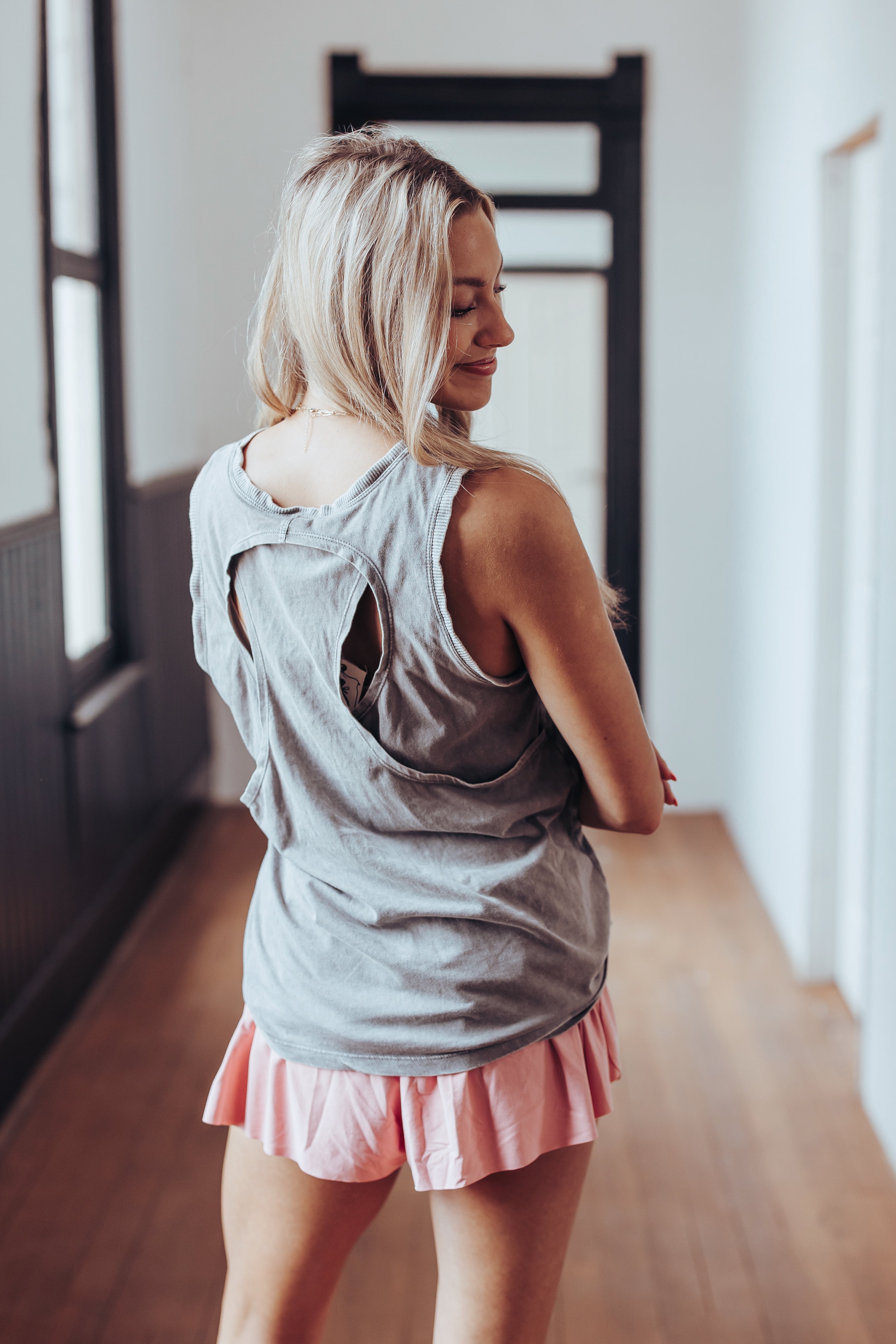 SLVLESS MINERAL WASHED COTTON RAYON TOP