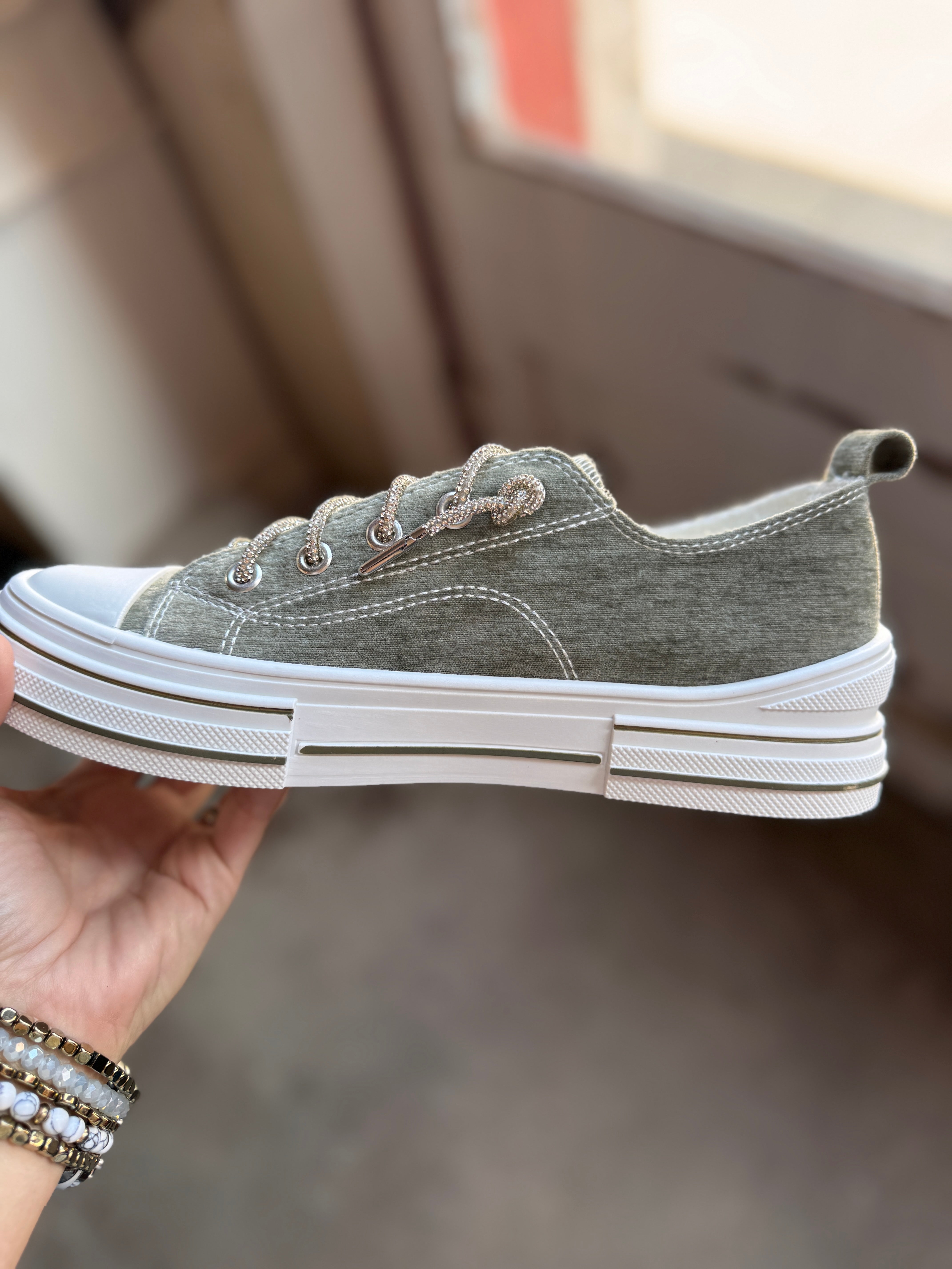 Aman Velvet Shoes