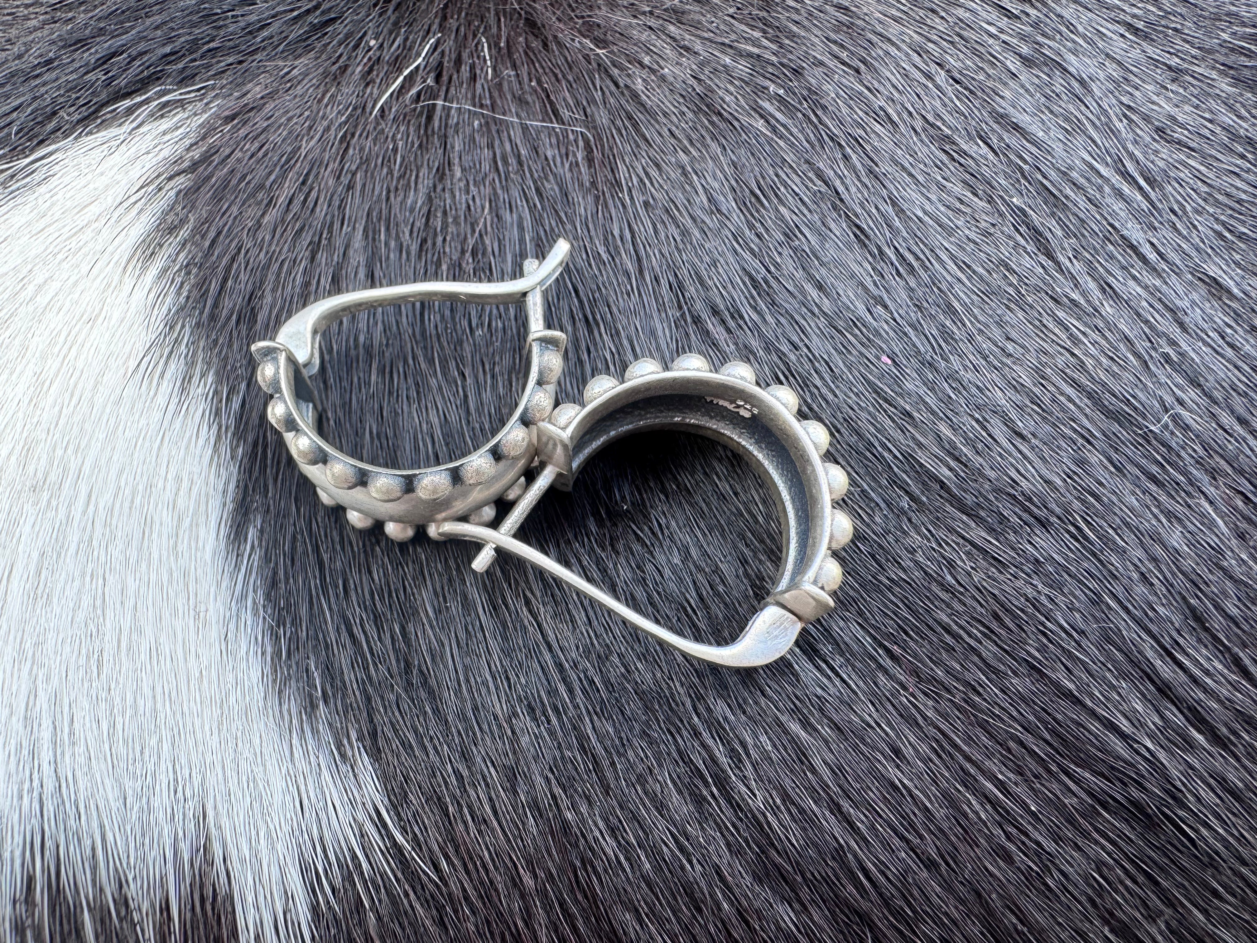 Alo Earring